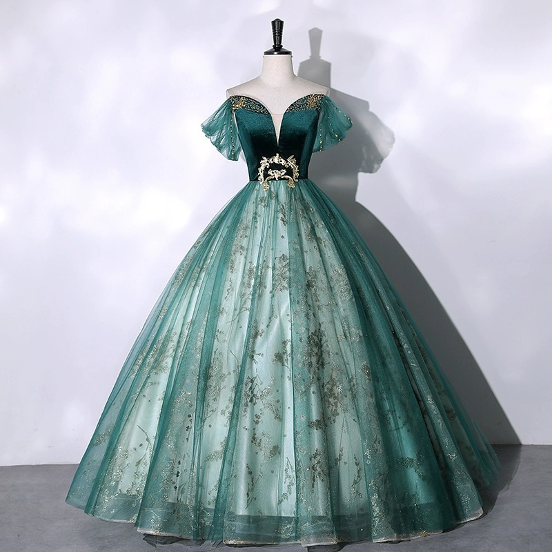 Women Fashion Gown - Examen de Arte Vocal 2026, Interpretación