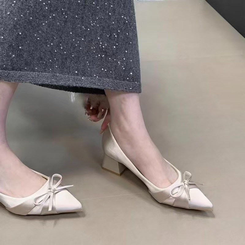 Zapatos individuales Retro de  - Women Fashion Heels reseña y precio