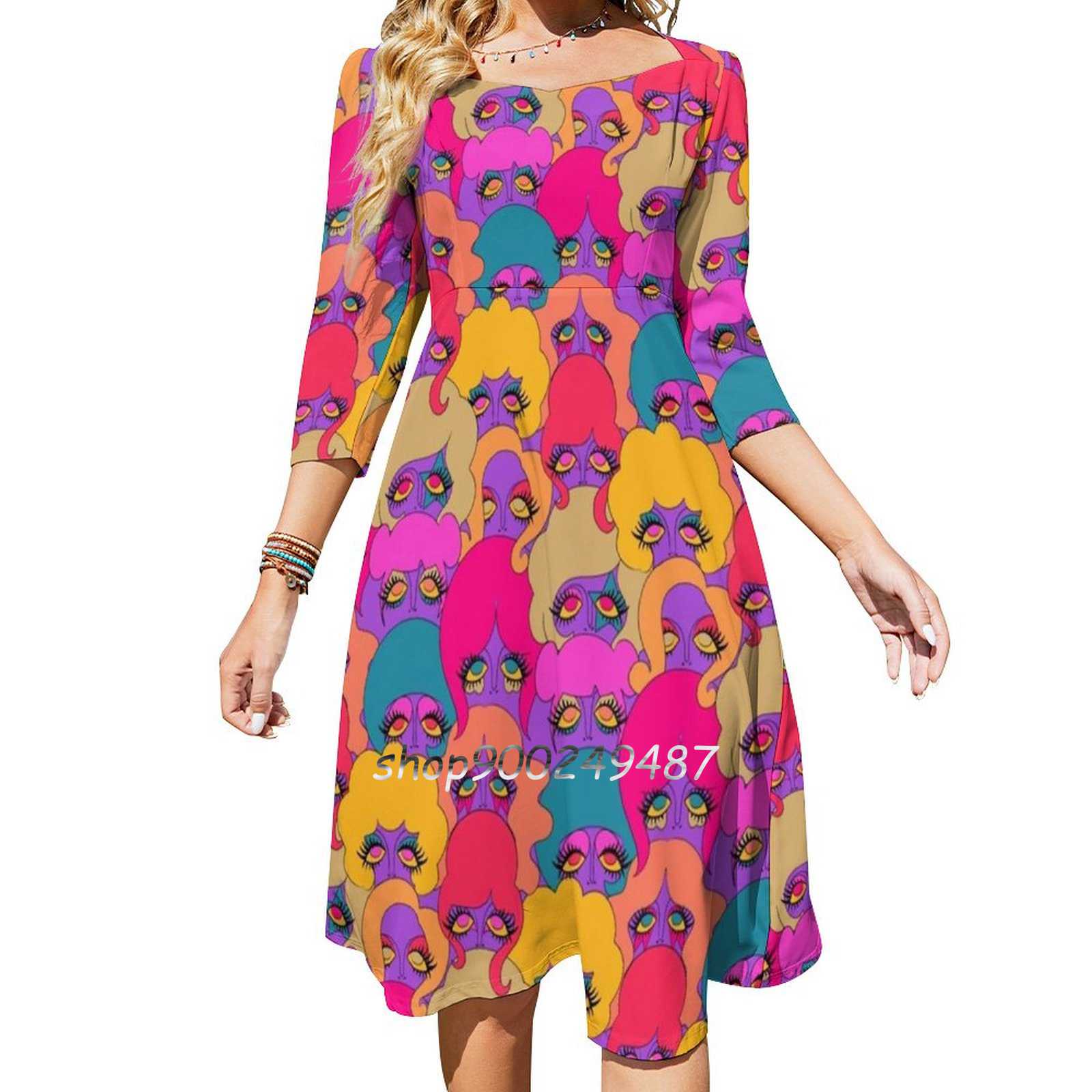 Colorful Ladies Sweetheart Kno - Women'S Fashion Of The 60S reseña y precio